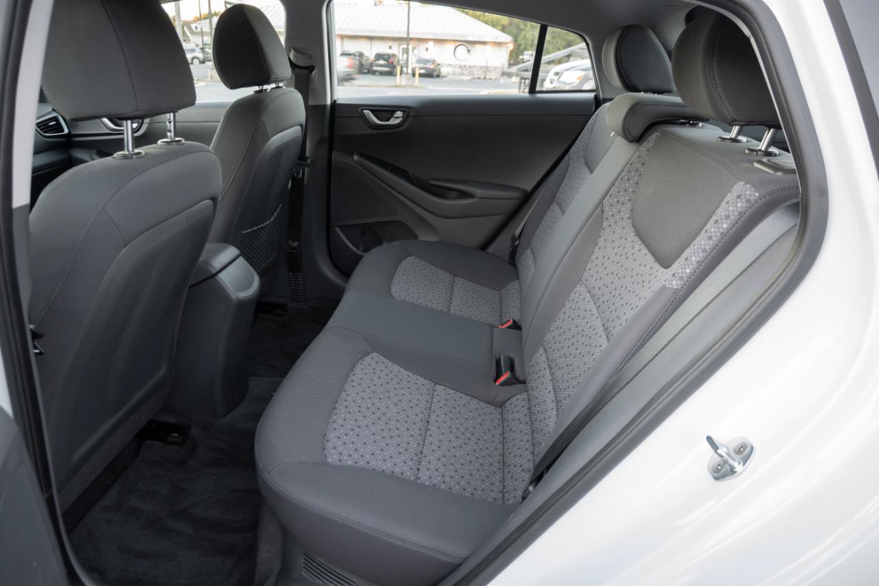 Used 2019 Hyundai Ioniq Blue FWD image 22