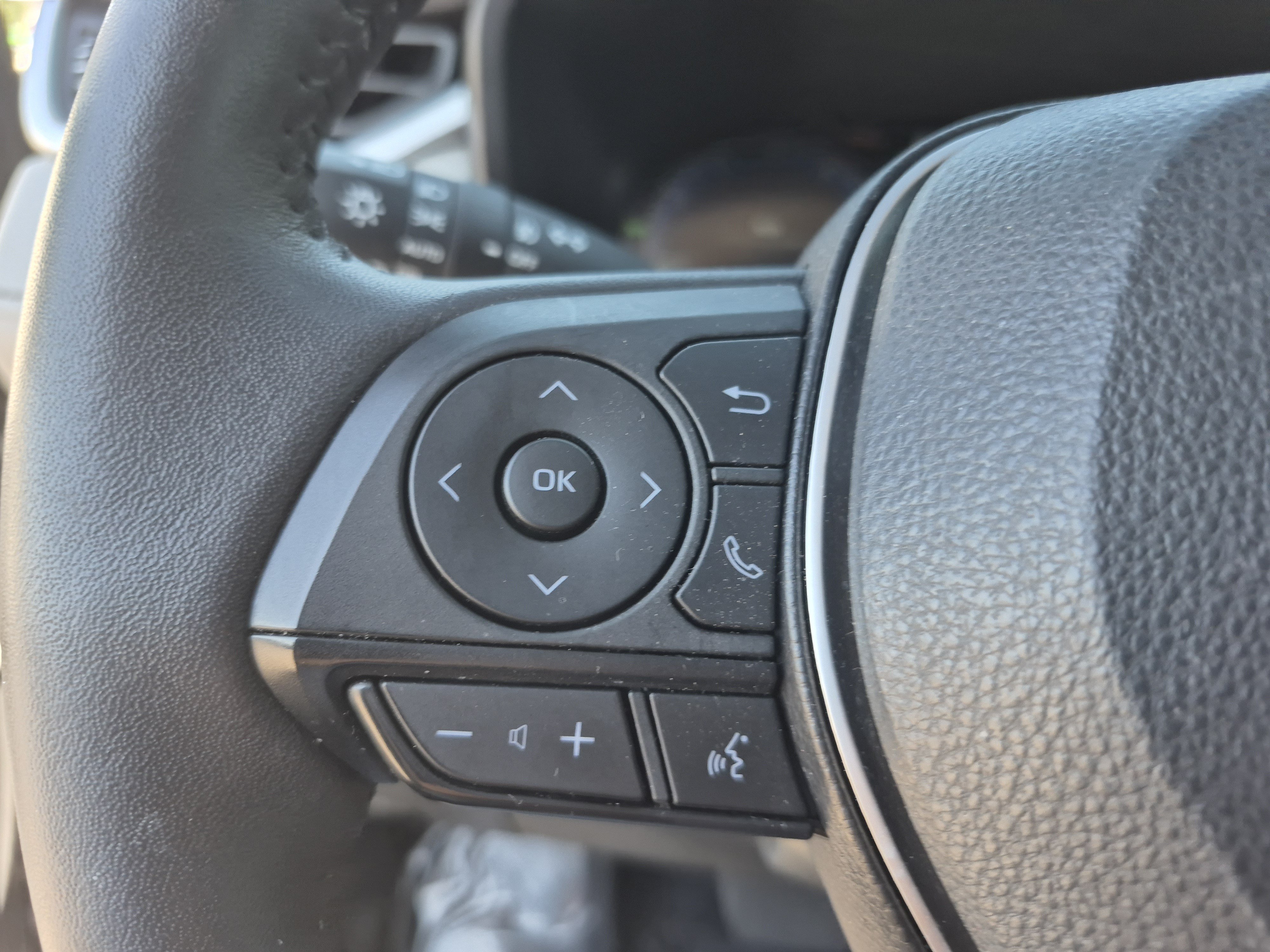 Certified 2023 Toyota RAV4 Limited AWD/4WD image 27