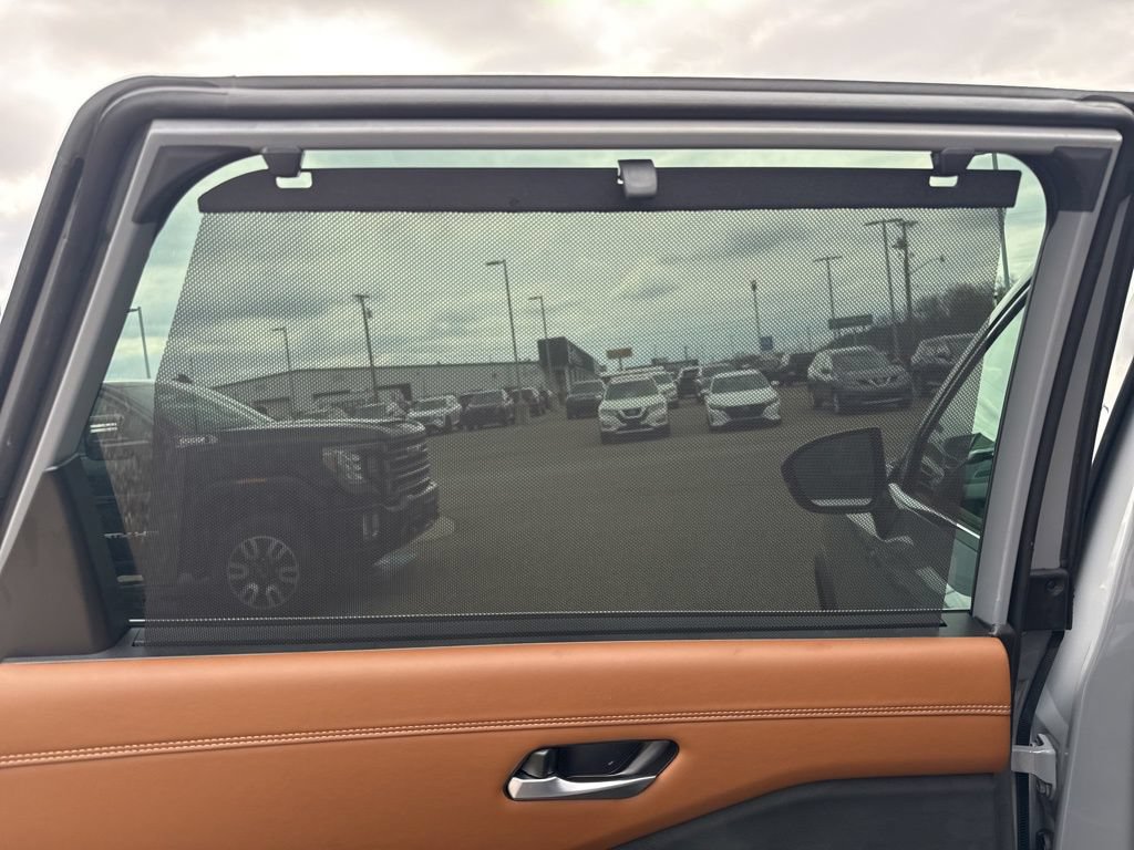 New 2026 Nissan Pathfinder Platinum AWD/4WD image 44