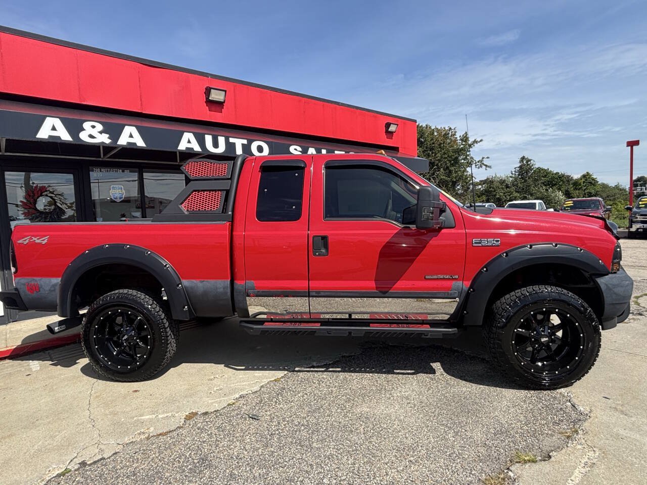 Used 2001 Ford F350 Lariat AWD/4WD image 2