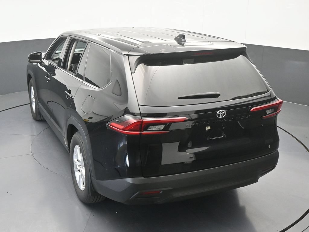 Used 2025 Toyota Grand Highlander FWD image 47