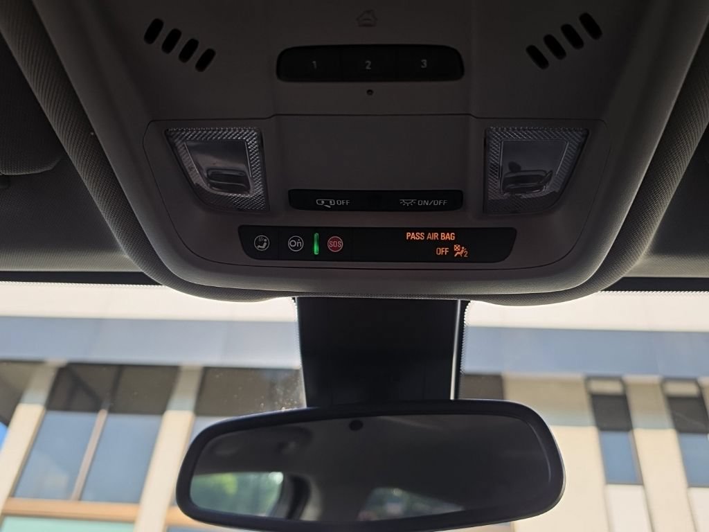 Certified 2023 GMC Terrain SLT w/ Infotainment Package II FWD image 30