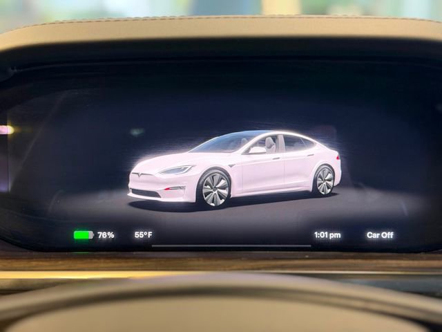 Used 2022 Tesla Model S AWD/4WD image 27