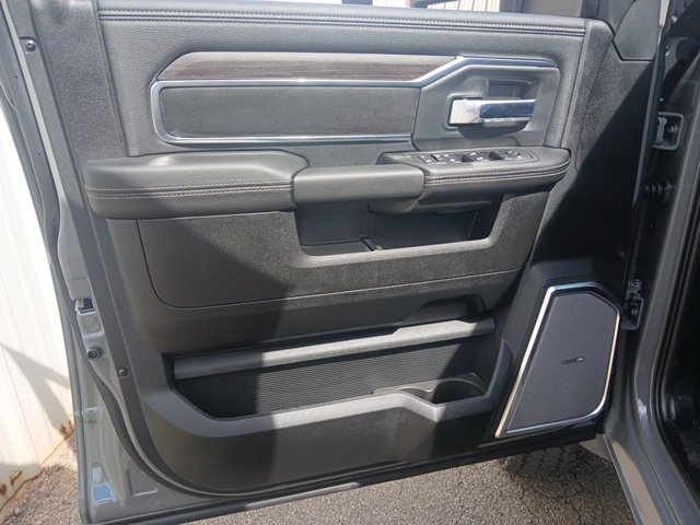 New 2027 RAM 4500 4x4 Crew Cab DRW w/ Laramie Trim Package image 50