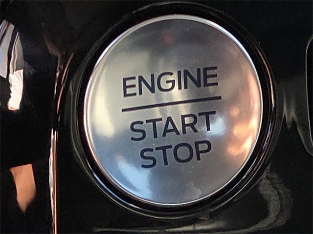 Used 2024 Ford Escape Platinum image 10