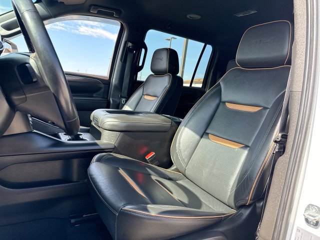 Used 2021 GMC Yukon XL AT4 AWD/4WD image 11