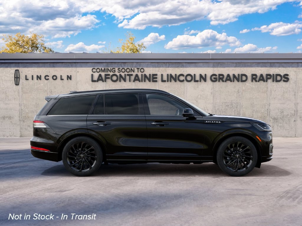 New 2027 Lincoln Aviator Reserve w/ Jet Appearance Package AWD/4WD image 5