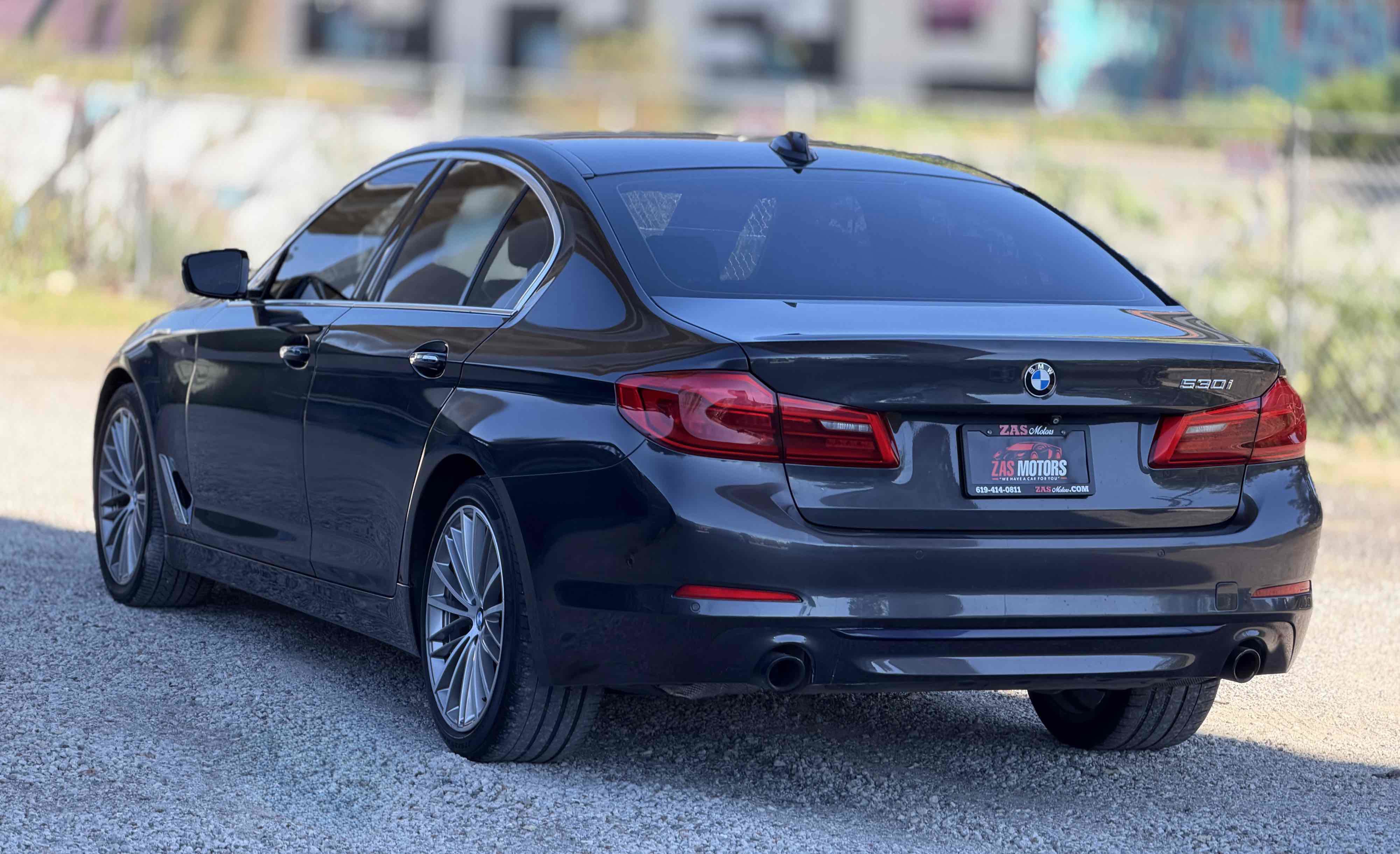 Used 2017 BMW 530i RWD image 7