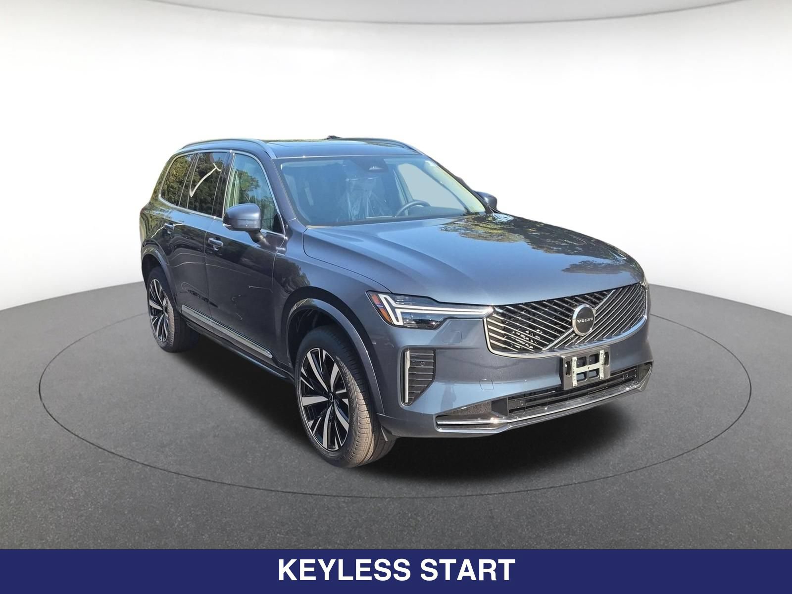 New 2027 Volvo XC90 B5 Core AWD/4WD image 3