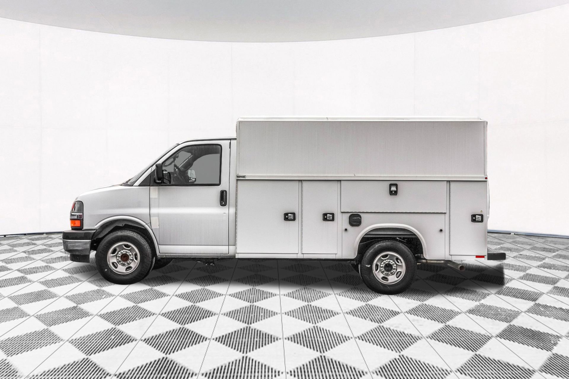 New 2025 Chevrolet Express 3500 w/ Power Convenience Package RWD image 18