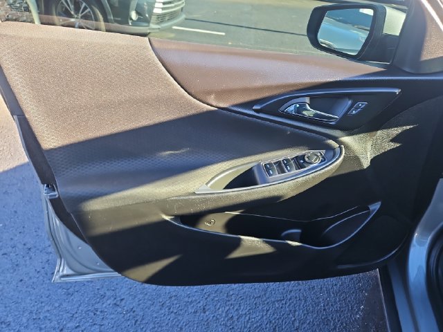 Used 2024 Chevrolet Malibu LT FWD image 16