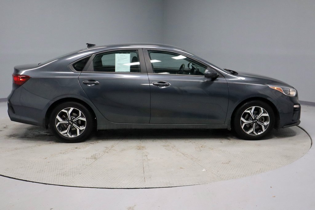 Used 2021 Kia Forte LXS image 9