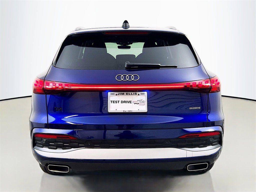 New 2025 Audi Q5 Premium Plus AWD/4WD image 7