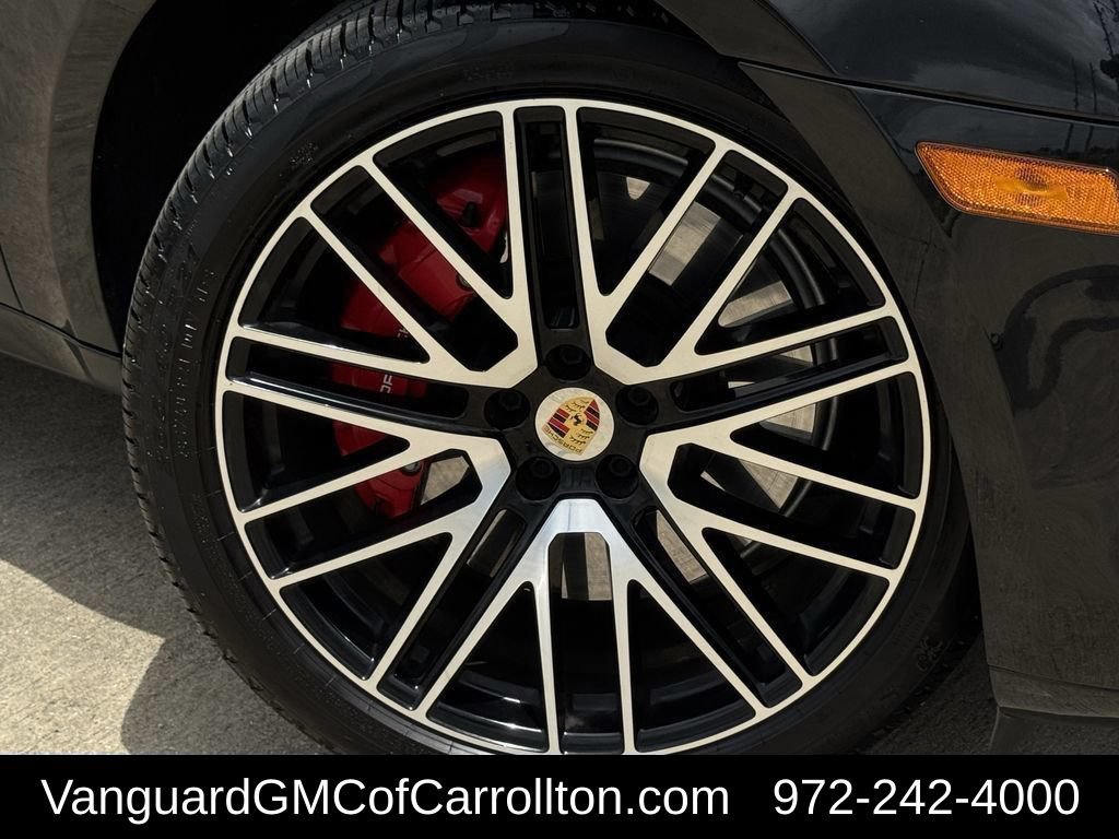 Used 2023 Porsche Macan GTS AWD/4WD image 42
