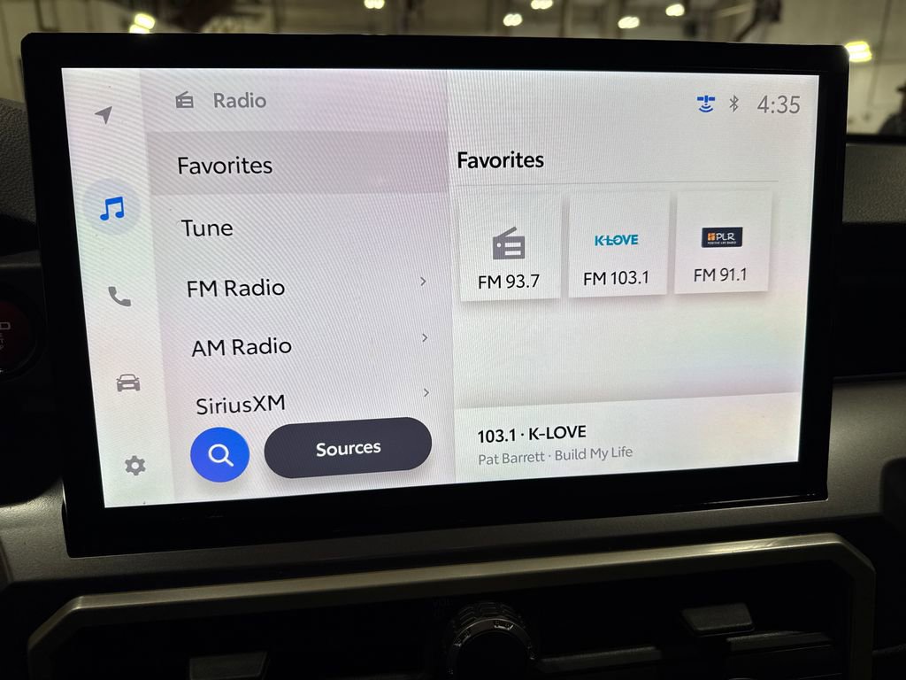 Used 2025 Toyota Tacoma TRD Sport image 16