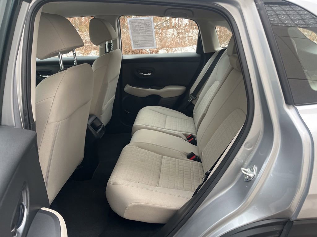 Certified 2023 Honda HR-V LX image 9