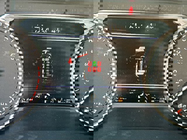 New 2025 Nissan Pathfinder S image 15