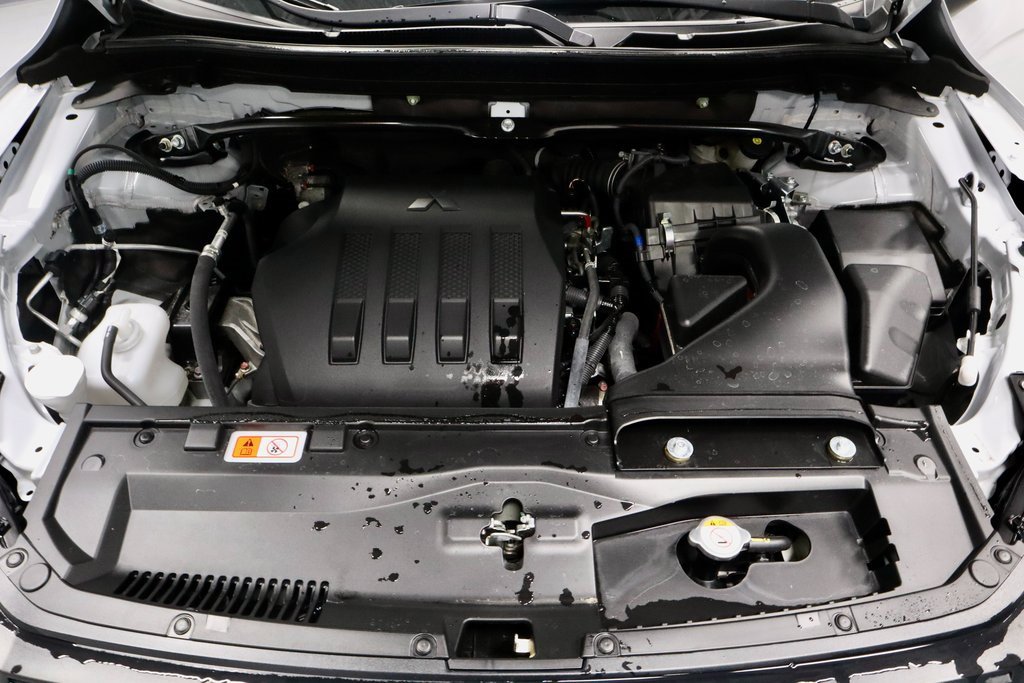 Used 2024 Mitsubishi Eclipse Cross Ralliart image 16