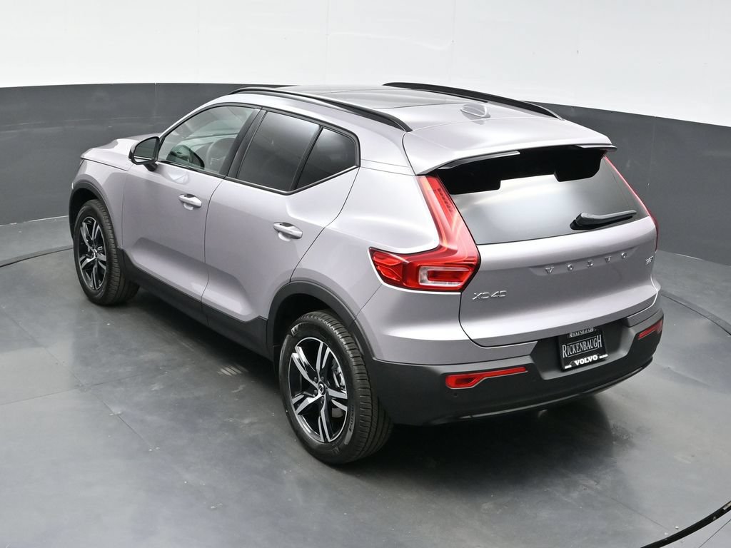New 2026 Volvo XC40 B5 Core w/ Protection Package Premier AWD/4WD image 29