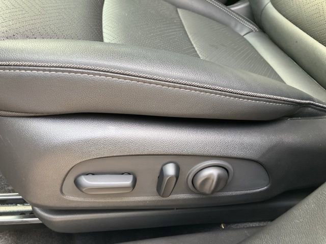 Used 2023 Buick Encore GX Essence w/ Experience Buick Package image 12
