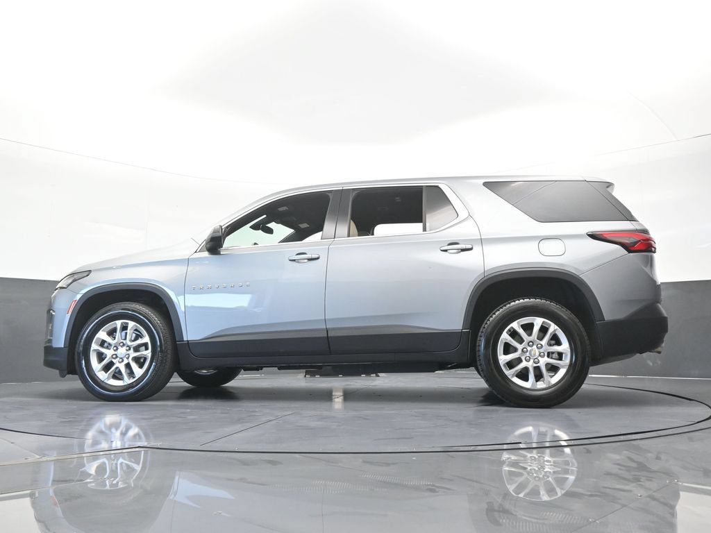 Used 2023 Chevrolet Traverse LS FWD image 51