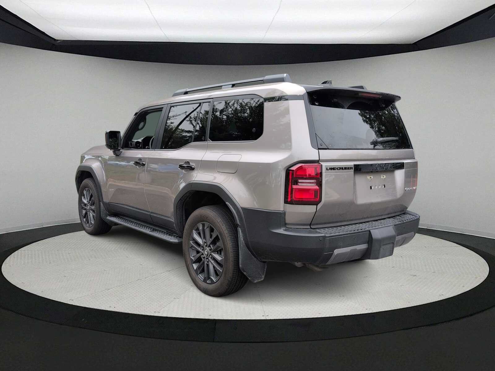 Used 2025 Toyota Land Cruiser w/ Premium Package AWD/4WD image 6