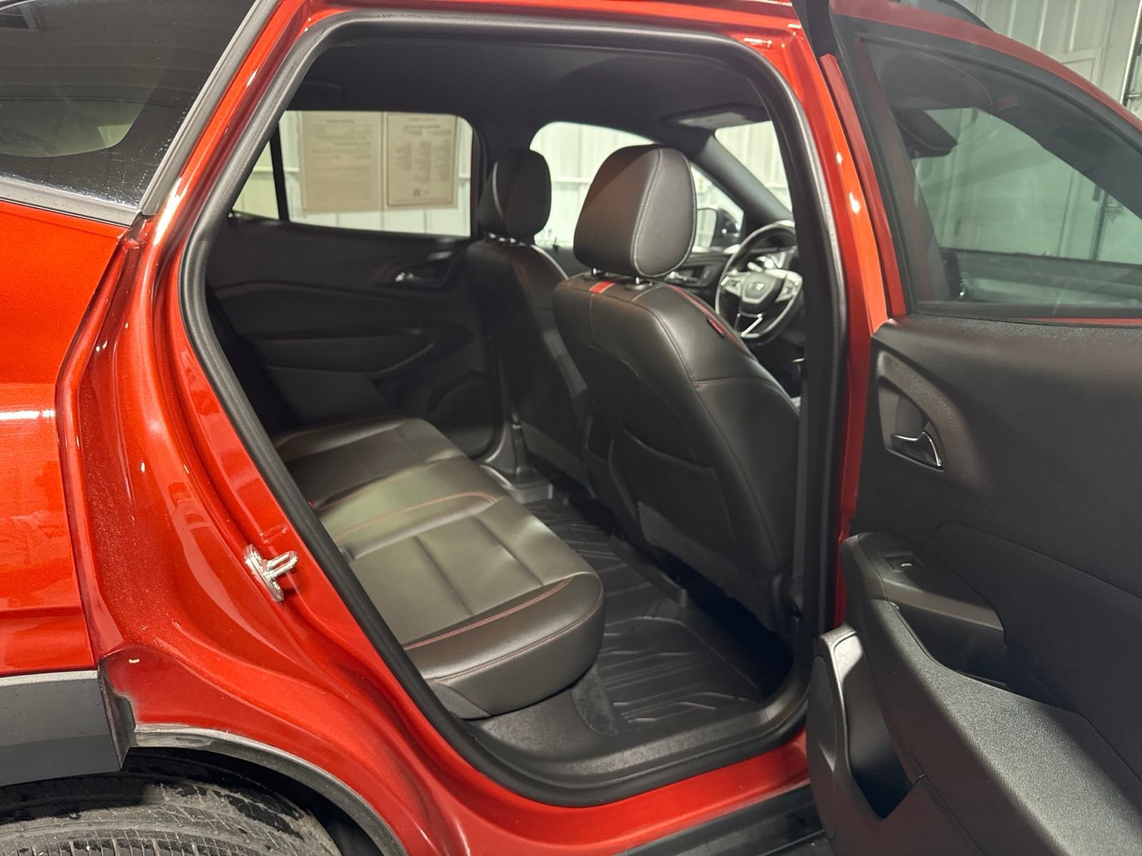 Used 2024 Chevrolet Trax RS w/ Driver Confidence Package FWD image 12