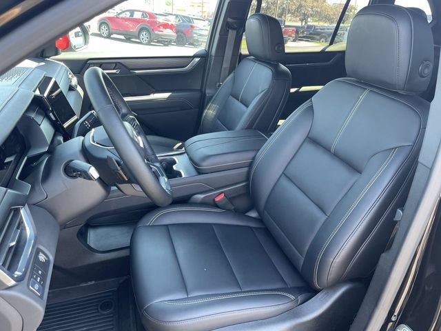 Used 2026 GMC Acadia Elevation w/ Black Edition FWD image 11