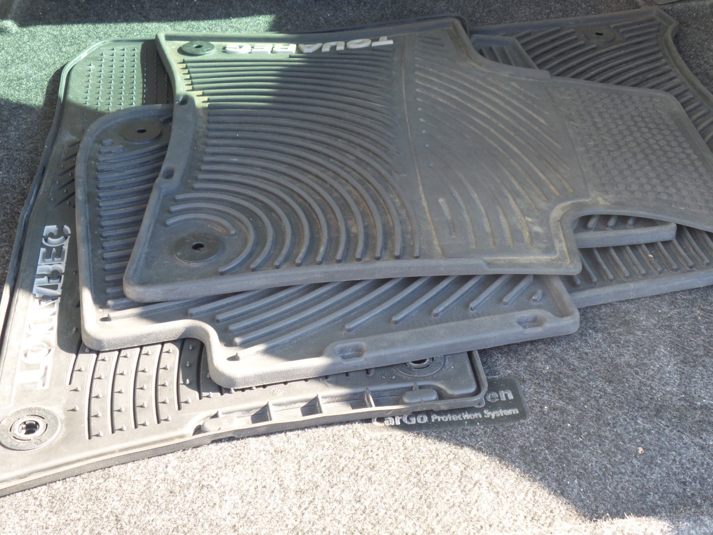 Used 2013 Volkswagen Touareg VR6 image 27