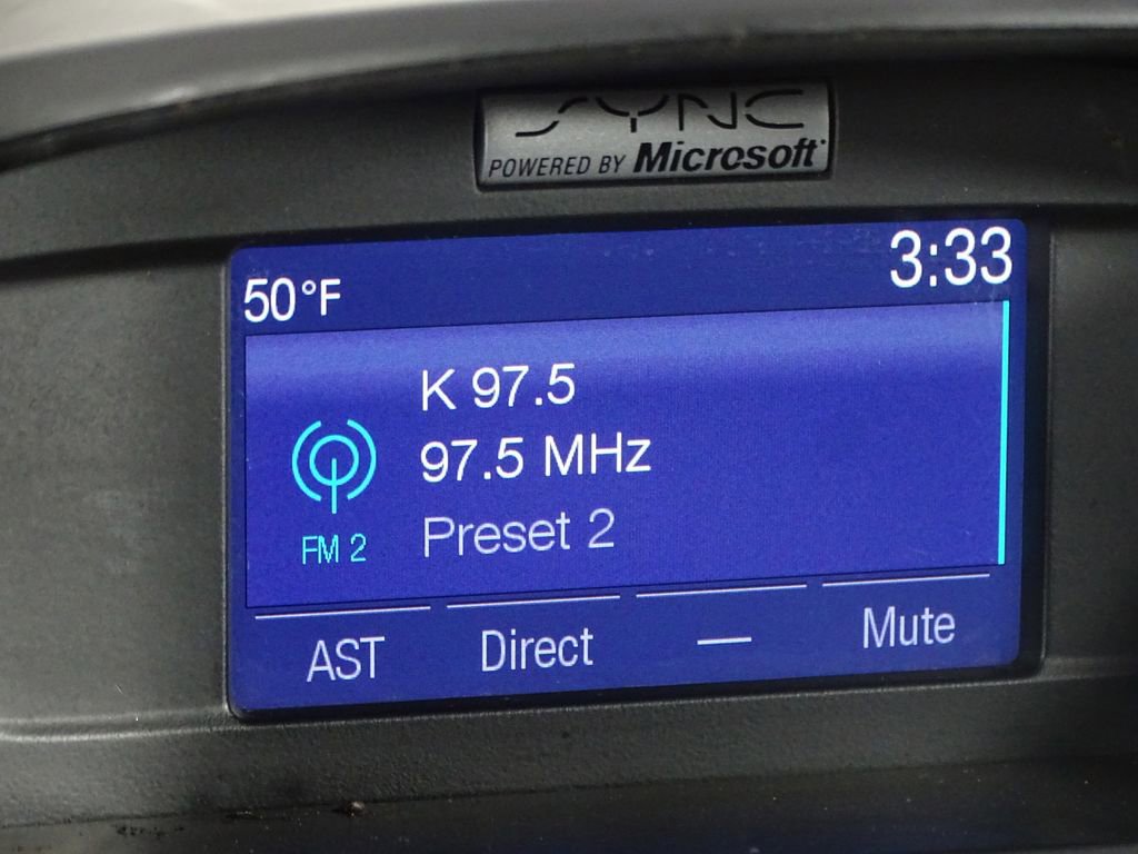 Used 2015 Ford Escape SE image 32