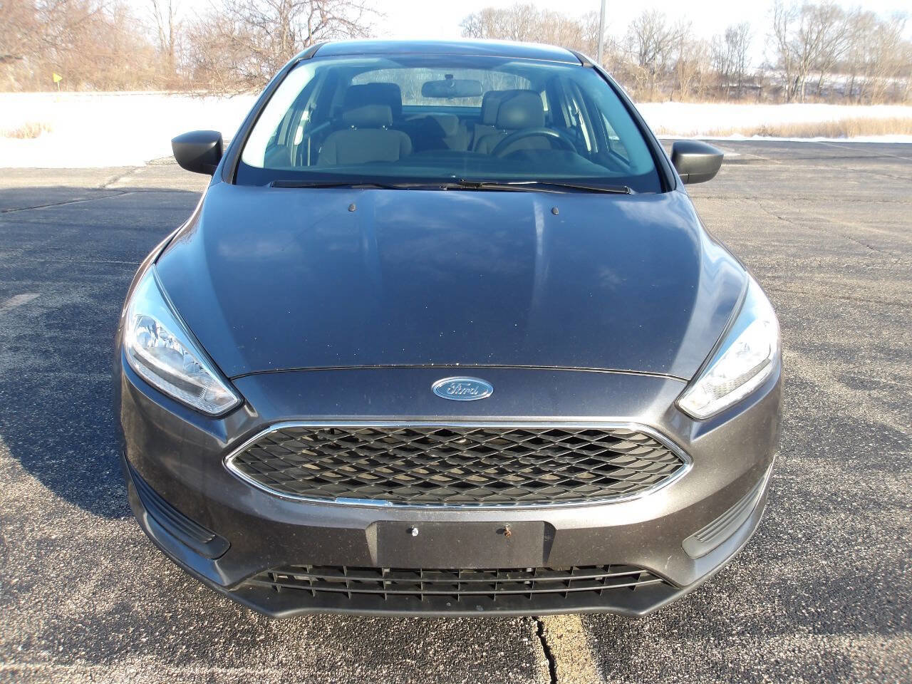 Used 2018 Ford Focus S image 3