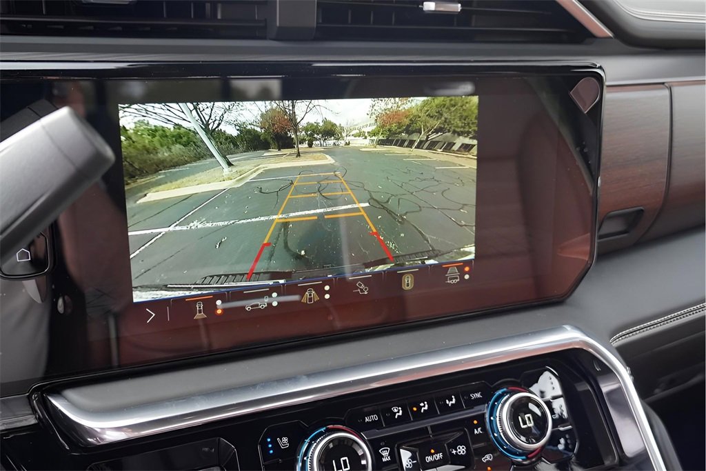 New 2026 GMC Sierra 2500 Denali Ultimate w/ Max Trailering Package image 16