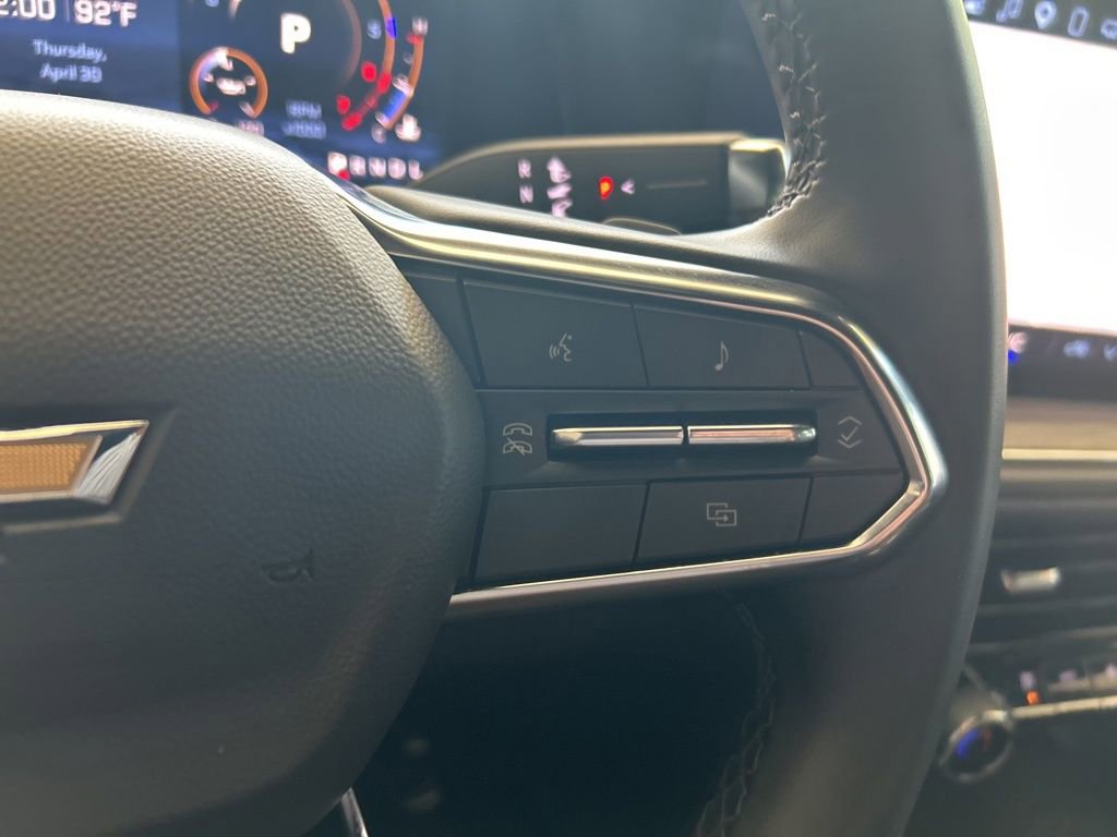 Used 2025 Chevrolet Suburban LS RWD image 50