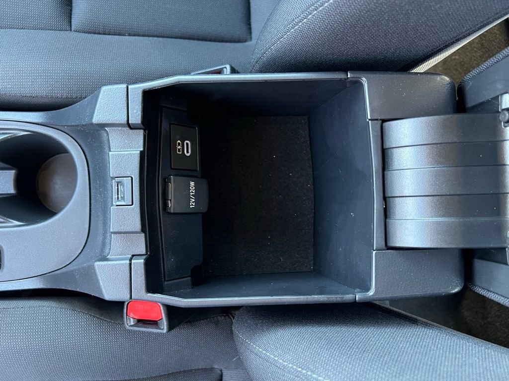 Used 2024 Toyota Corolla LE image 28