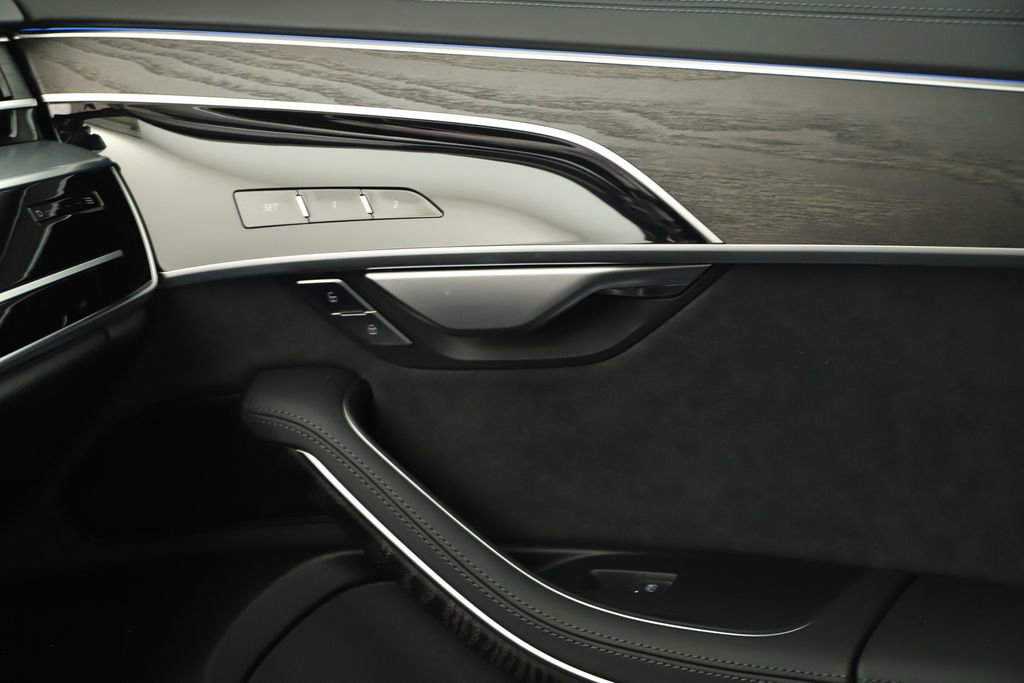 New 2026 Audi A8 L 3.0T AWD/4WD image 30