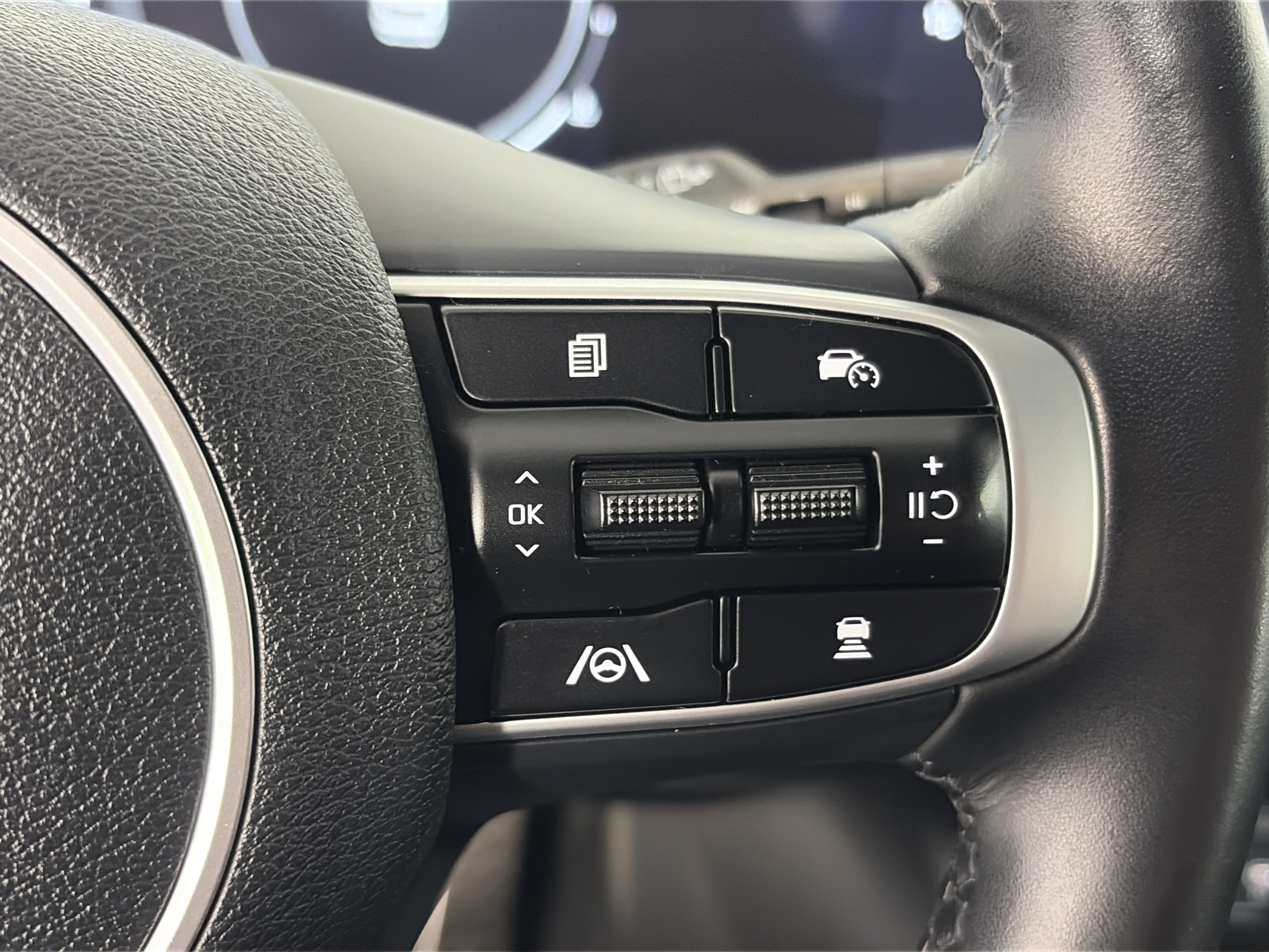 Certified 2023 Kia Sportage X-Pro Prestige AWD/4WD image 36