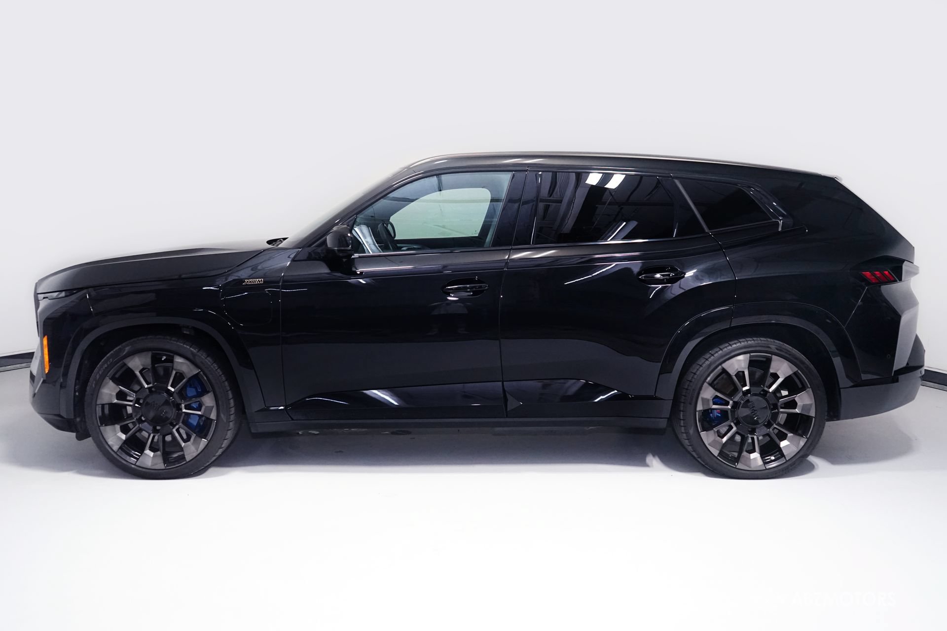 Used 2023 BMW XM AWD/4WD image 4