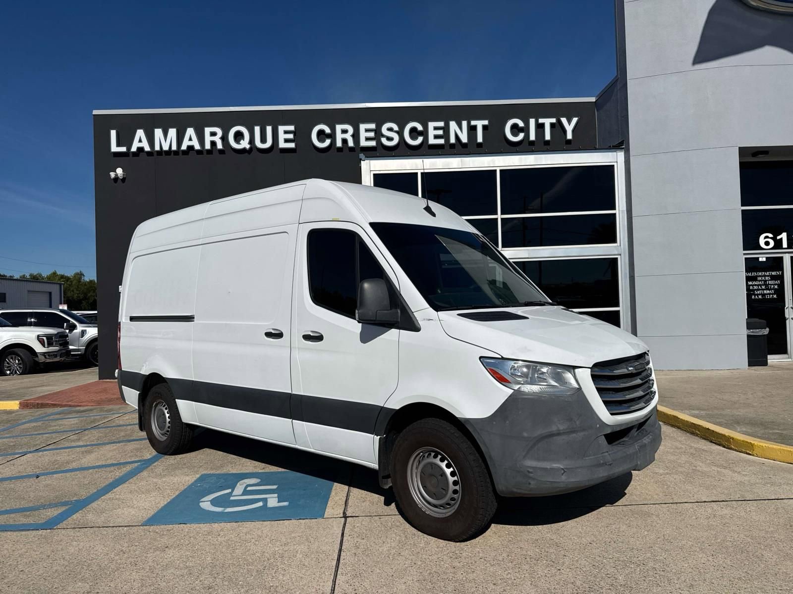 Used 2020 Freightliner Sprinter 2500