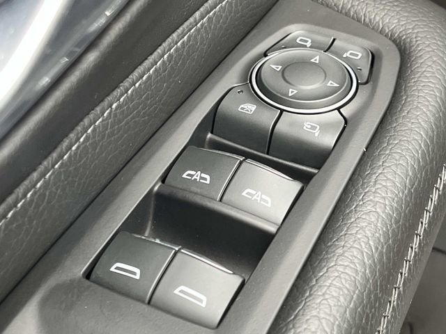 Used 2021 GMC Yukon Denali w/ Denali Premium Package image 35