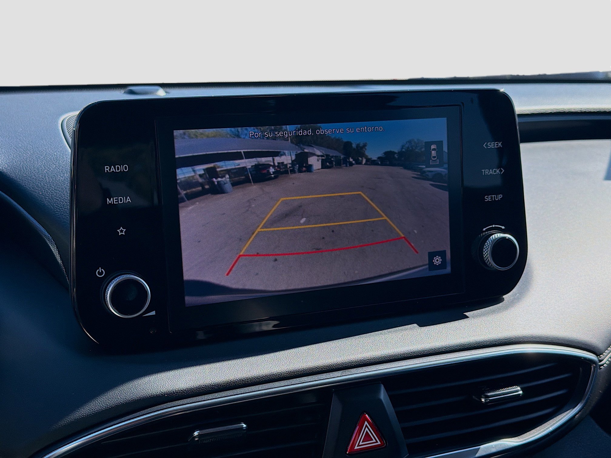 Used 2023 Hyundai Santa Fe SE image 11