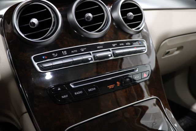 Used 2019 Mercedes-Benz GLC 300 4MATIC Coupe image 26
