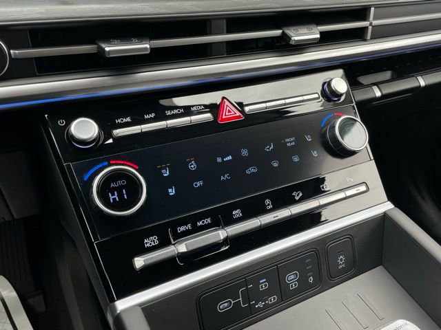New 2025 Hyundai Santa Fe Limited AWD/4WD image 17