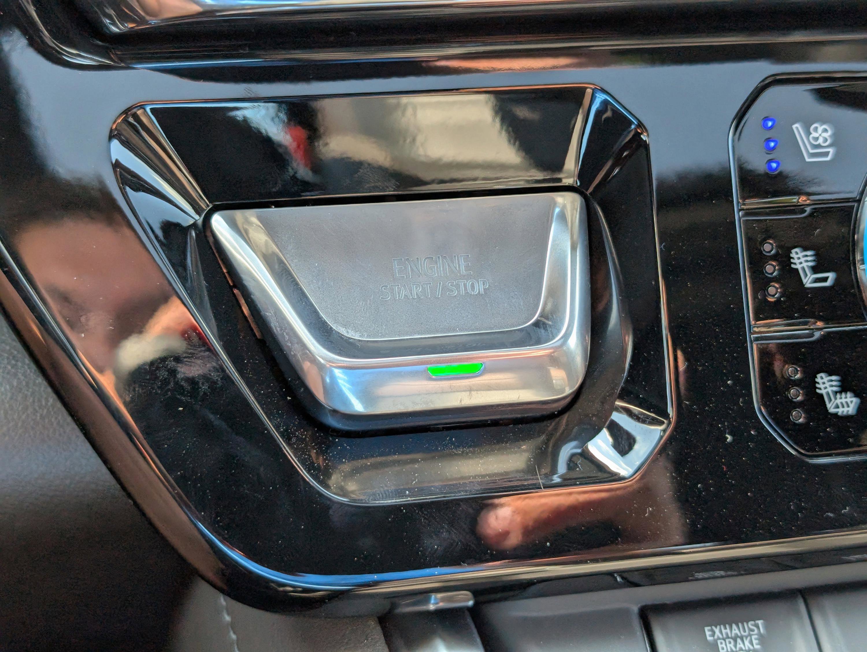 New 2026 GMC Sierra 3500 Denali w/ Technology Package image 29