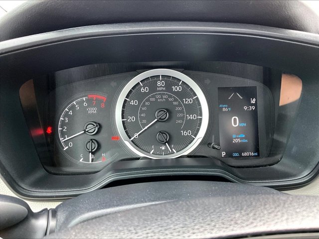 Used 2020 Toyota Corolla LE FWD image 20