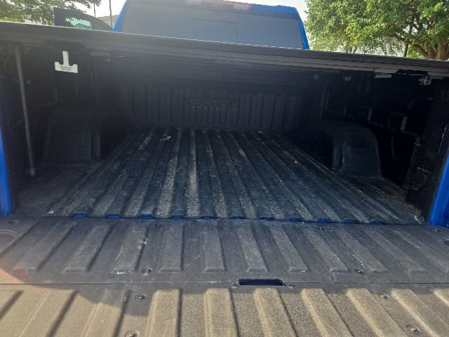 Used 2023 GMC Sierra 1500 AT4 w/ Technology Package AWD/4WD image 11