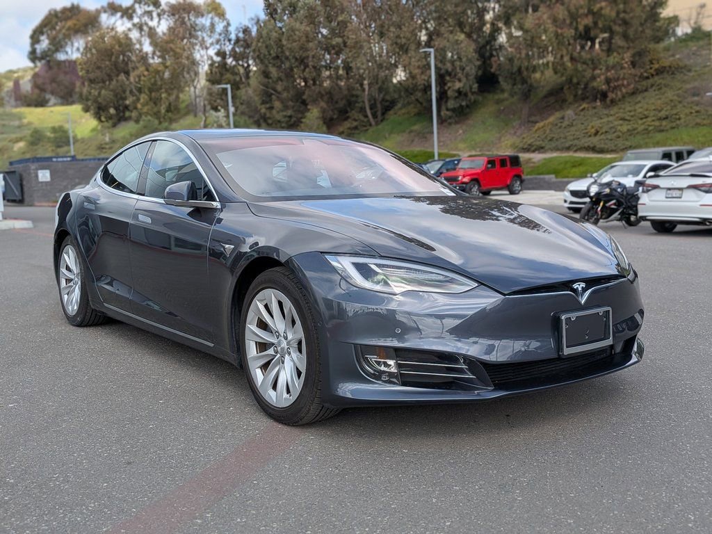 Used 2020 Tesla Model S Long Range image 8
