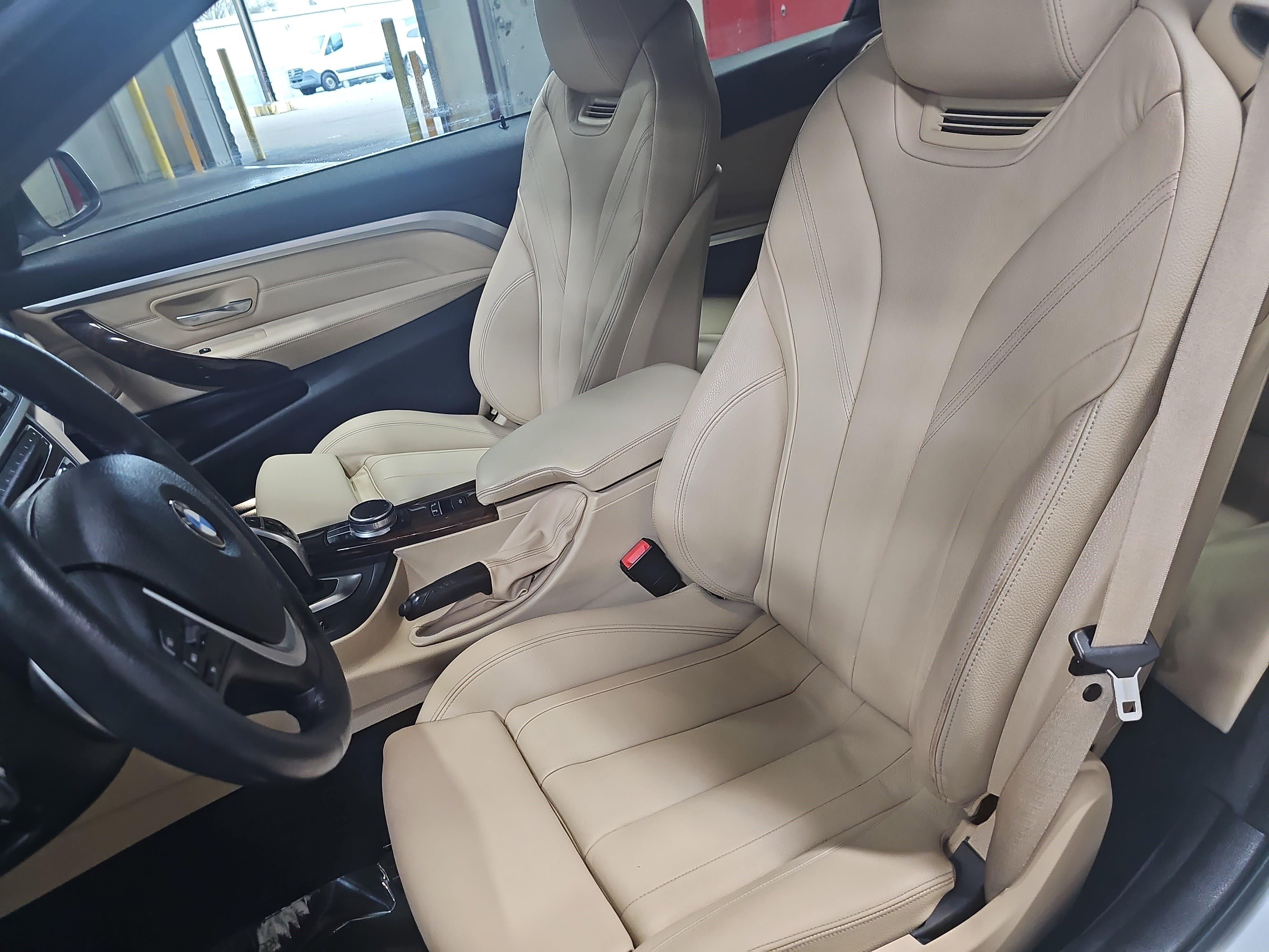 Used 2017 BMW 430i Convertible image 13