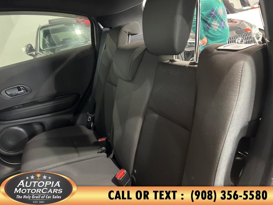 Used 2021 Honda HR-V Sport image 17