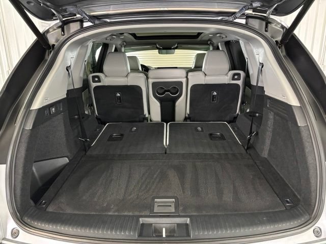 Certified 2023 Acura MDX FWD w/ Technology Package image 16