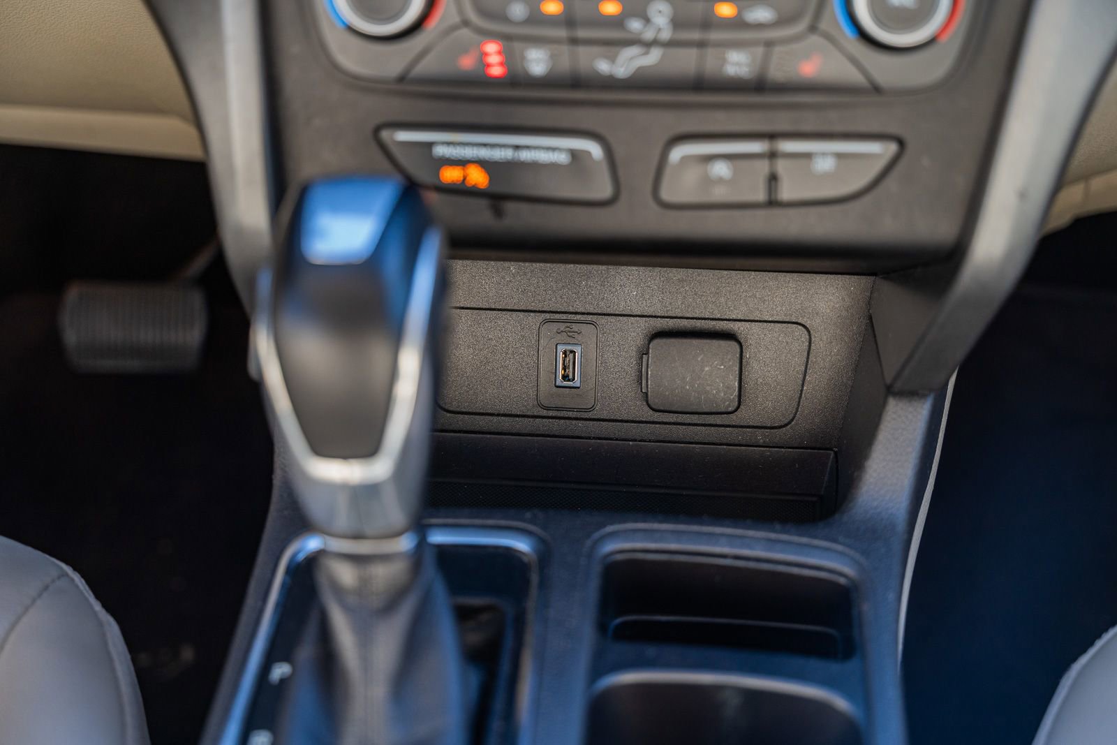 Used 2019 Ford Escape SEL image 29